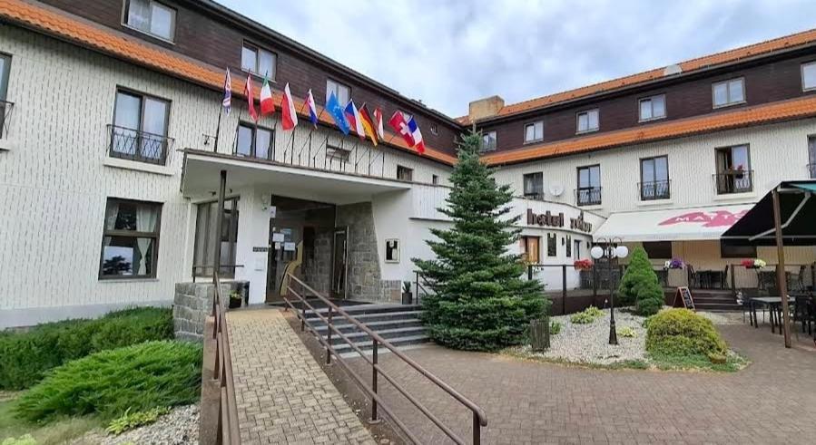 Resort Hotel Zvikov Zvíkovské Podhradí Екстериор снимка