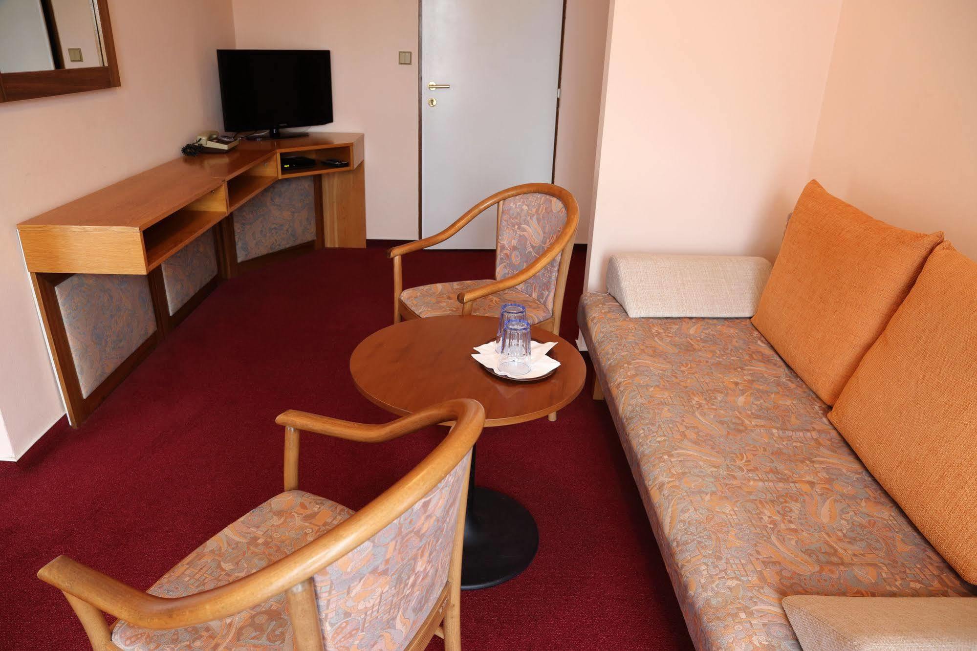 Resort Hotel Zvikov Zvíkovské Podhradí Екстериор снимка