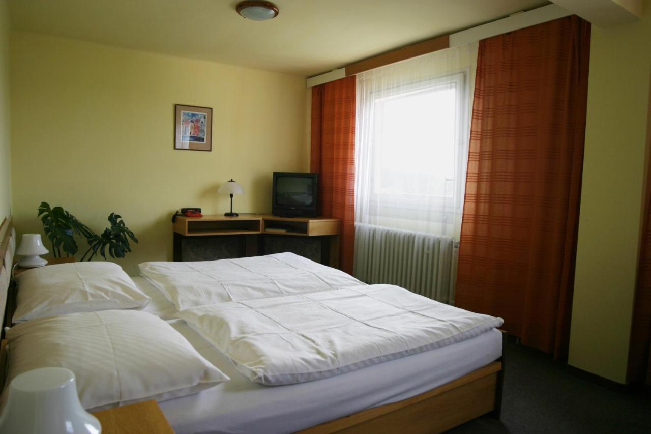 Resort Hotel Zvikov Zvíkovské Podhradí Екстериор снимка