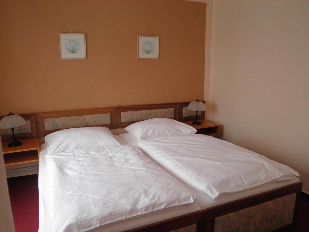Resort Hotel Zvikov Zvíkovské Podhradí Екстериор снимка